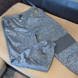 Reset Joggers Fleece (NWT).   25